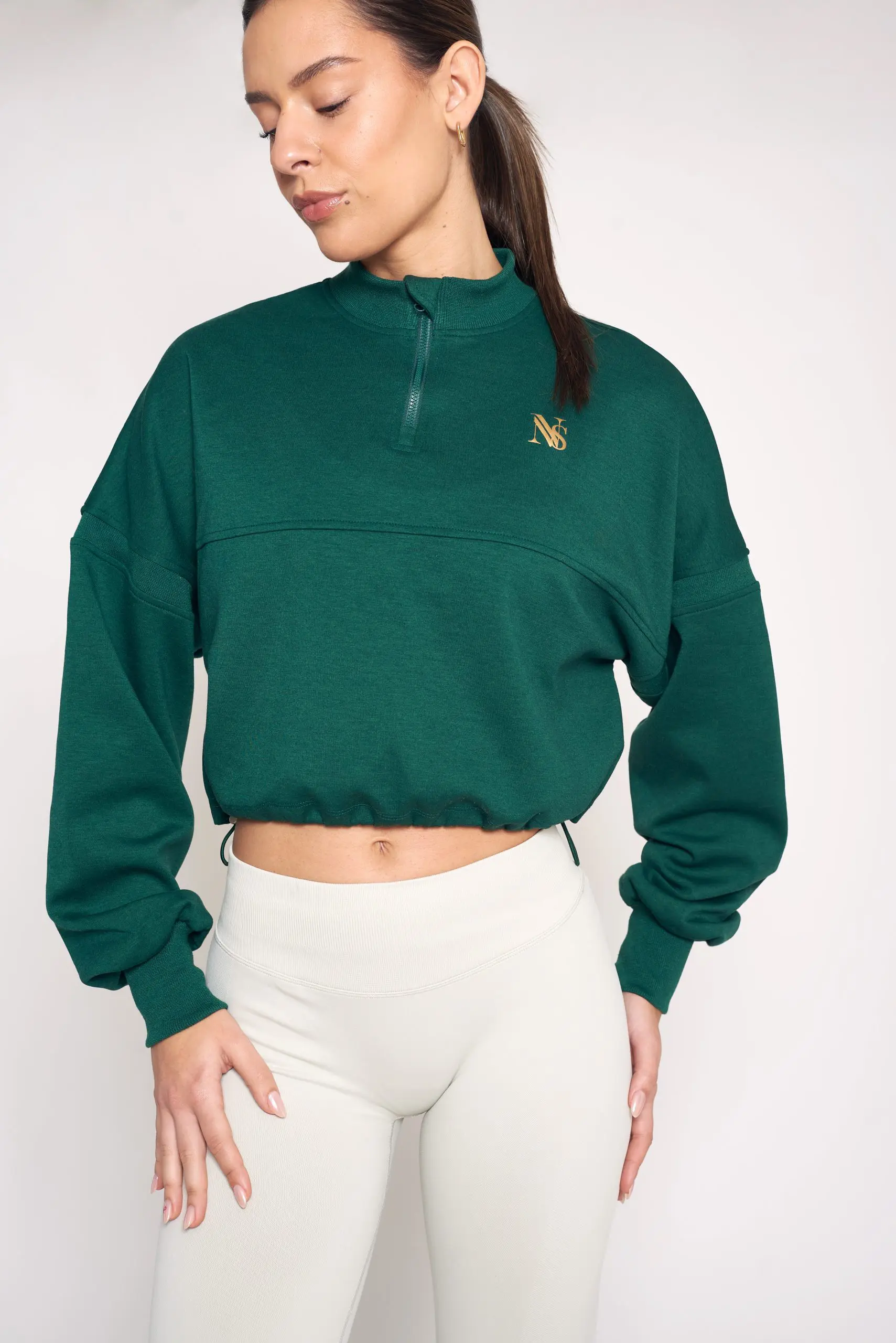 Elisabeth Naandco10876 Elisabeth Naandco10876