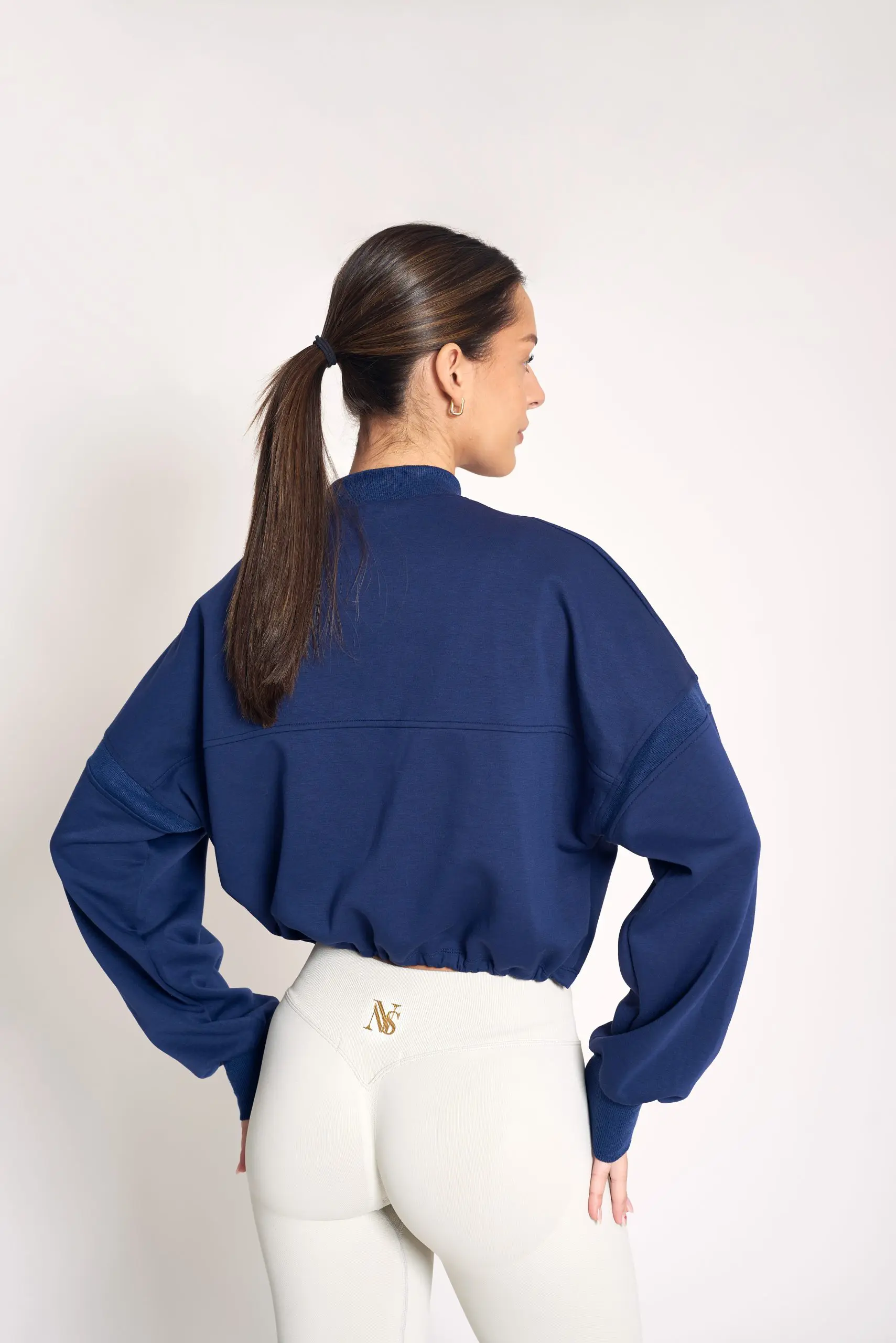 Elisabeth Naandco10917 Elisabeth Naandco10917